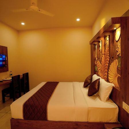Kottackal Nature Inn Nedumbassery Exterior photo